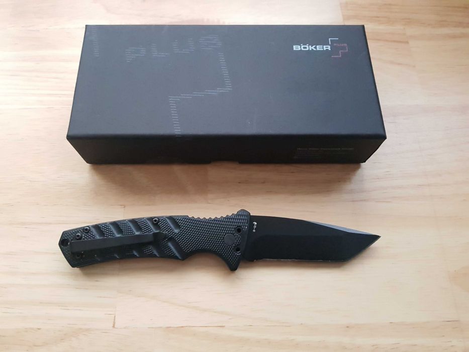 Nóż sprężynowy Boker Plus Strike Tanto