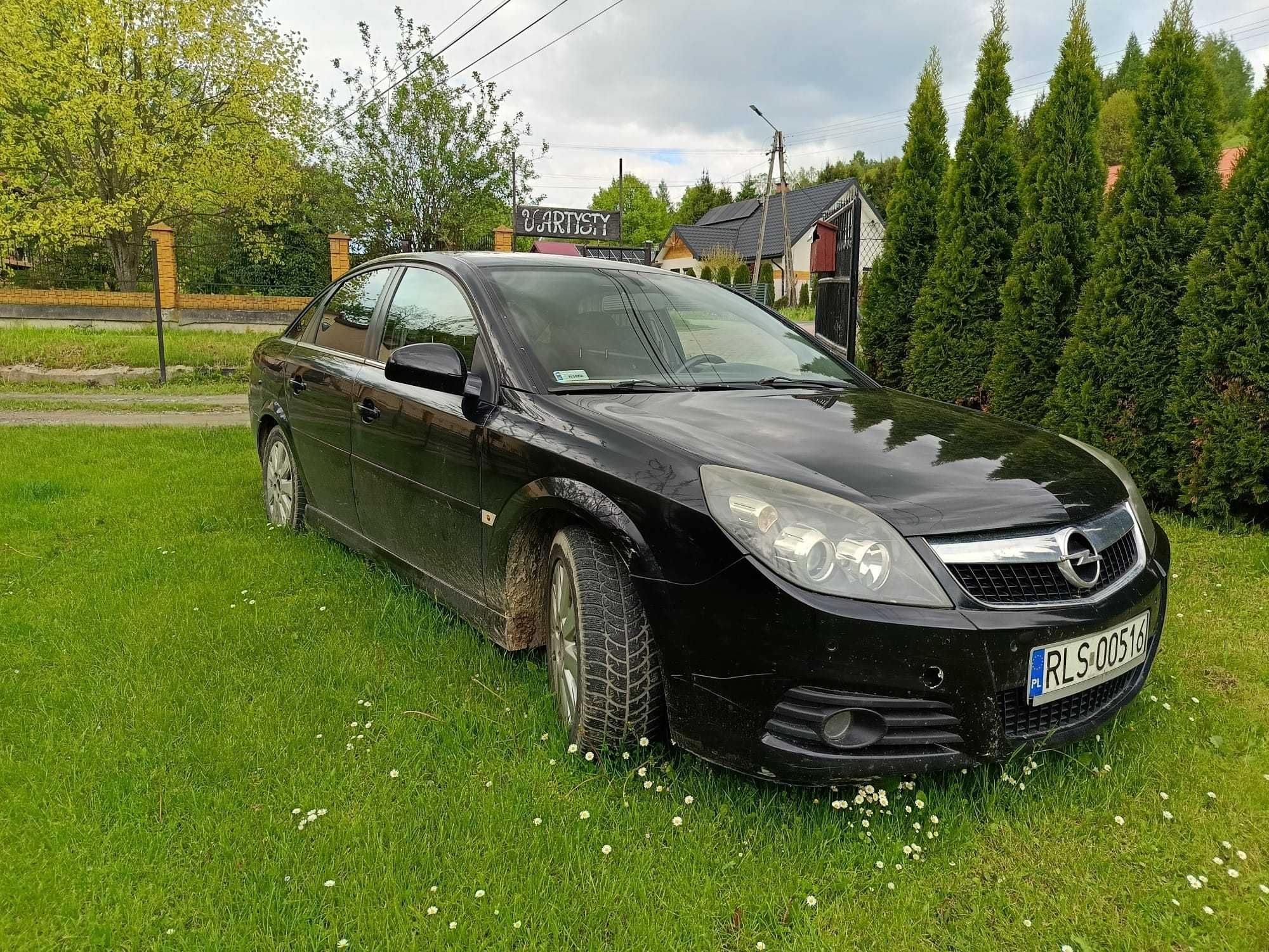 Opel Vectra GTS 1.9 CDTI 2005 – Bogate wyposażenie, uszkodzona