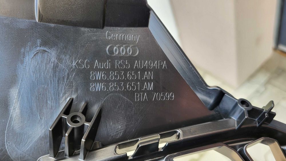 Atrapa chłodnicy GRILL Przód Audi RS5 F5 8W6 LIFT 19- ORYGINAŁ NOWY !!