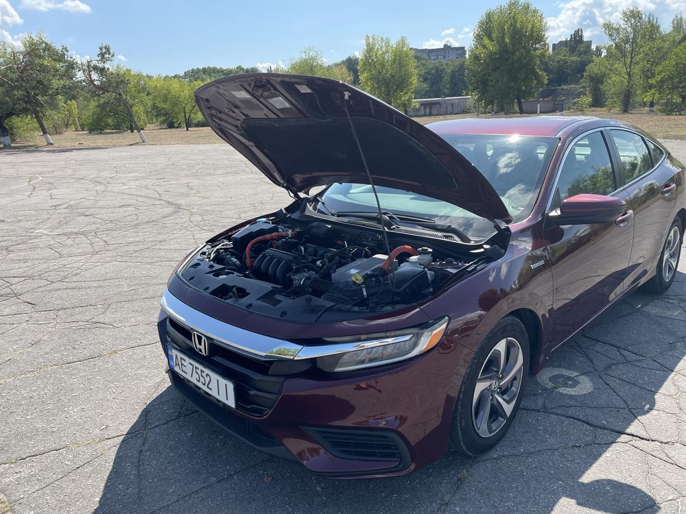 Продам Honda Insight hybrid 2018