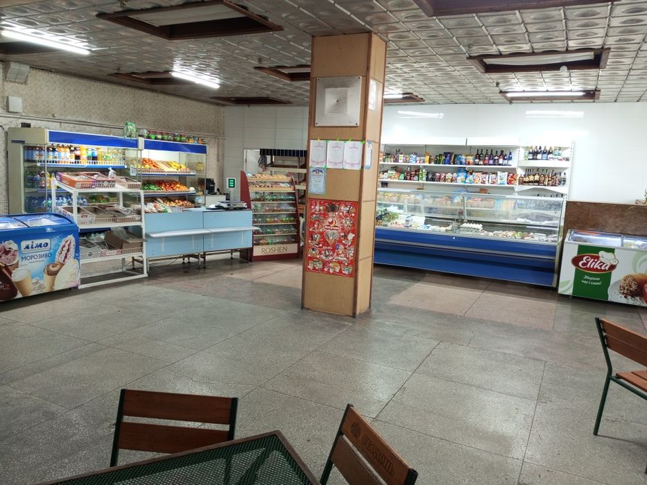 Продається діючий бізнес. Магазин -кафе!