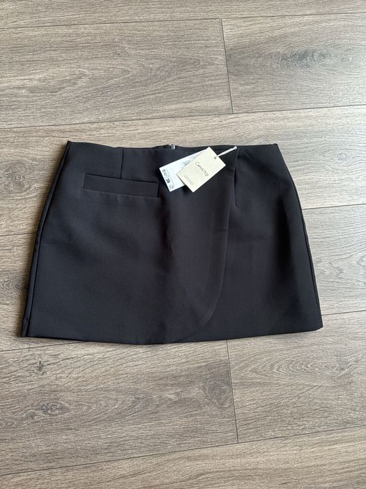 Спідниця Манго, 38 розмір, нова