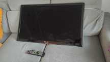 Telewizor Samsung Smart cały sprawny z pilotem