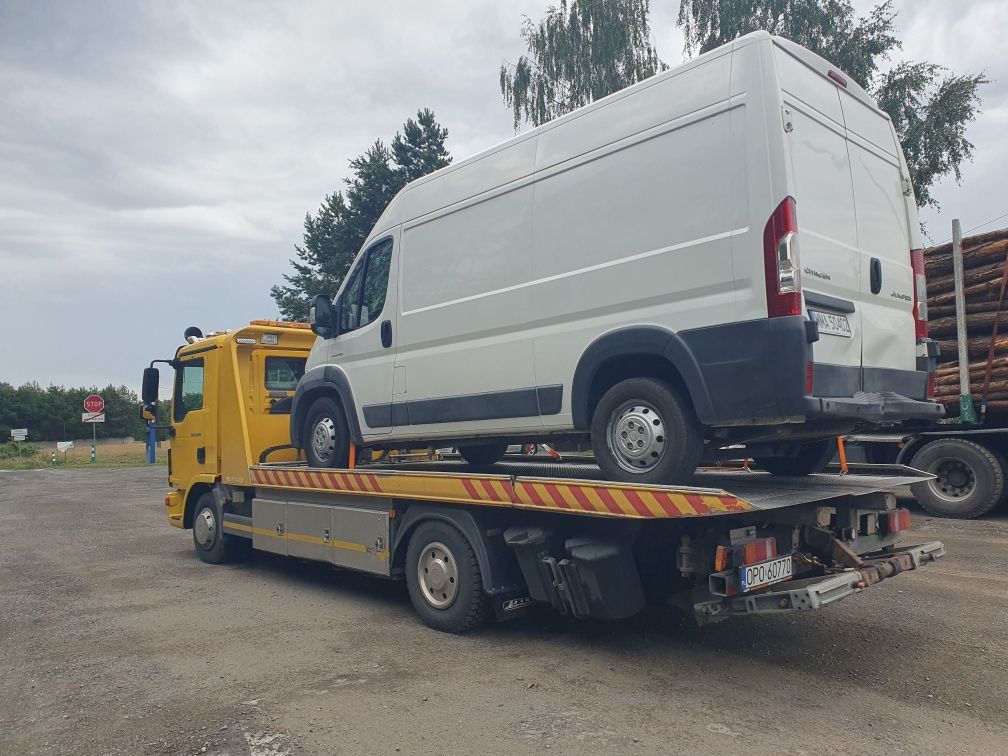 Wypożyczenie Wynajem Lawety Ciężarowej z płytą hydrauliczna