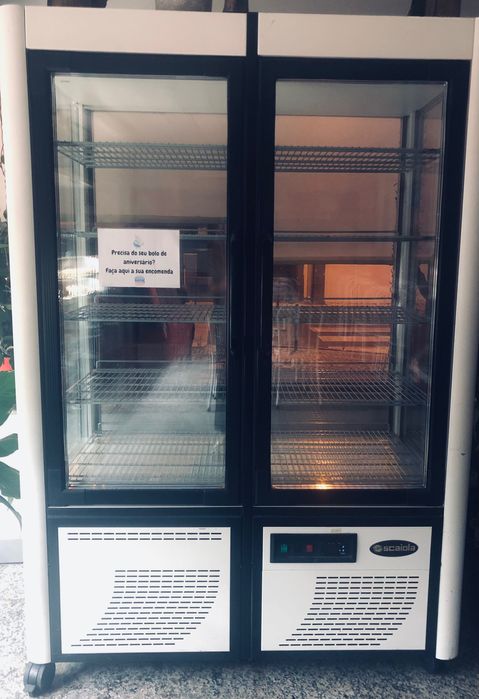 Vitrine de pastelaria refrigerada e iluminação Led