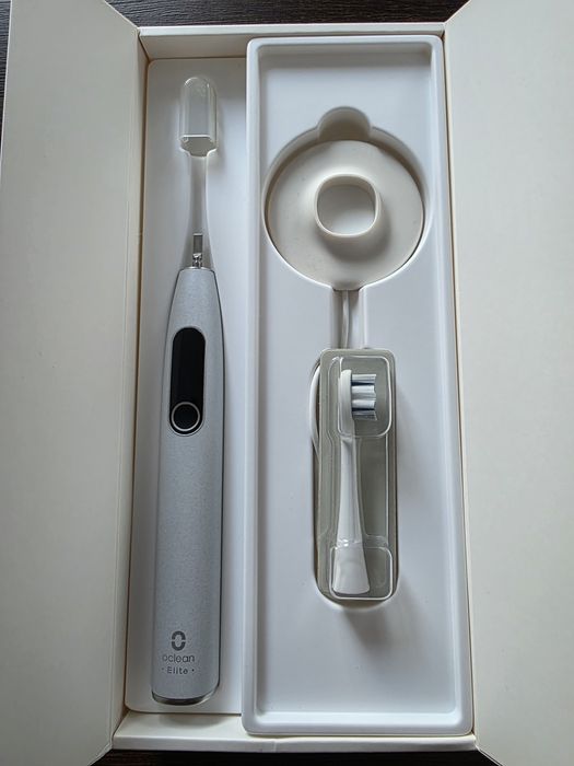 Szczoteczka soniczna Oclean X Pro Elite, nowa główka, stan idealny