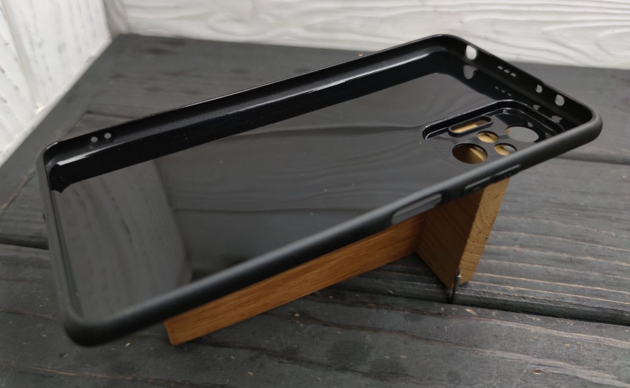 Чехол тонкий Carbon TPU на Xiaomi Redmi Note 10 Pro/ Note 10S/ Poco F3