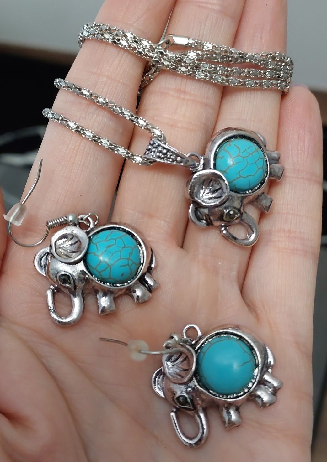 Piękny zestaw biżuterii ze słonikiem srebro tybetańskie