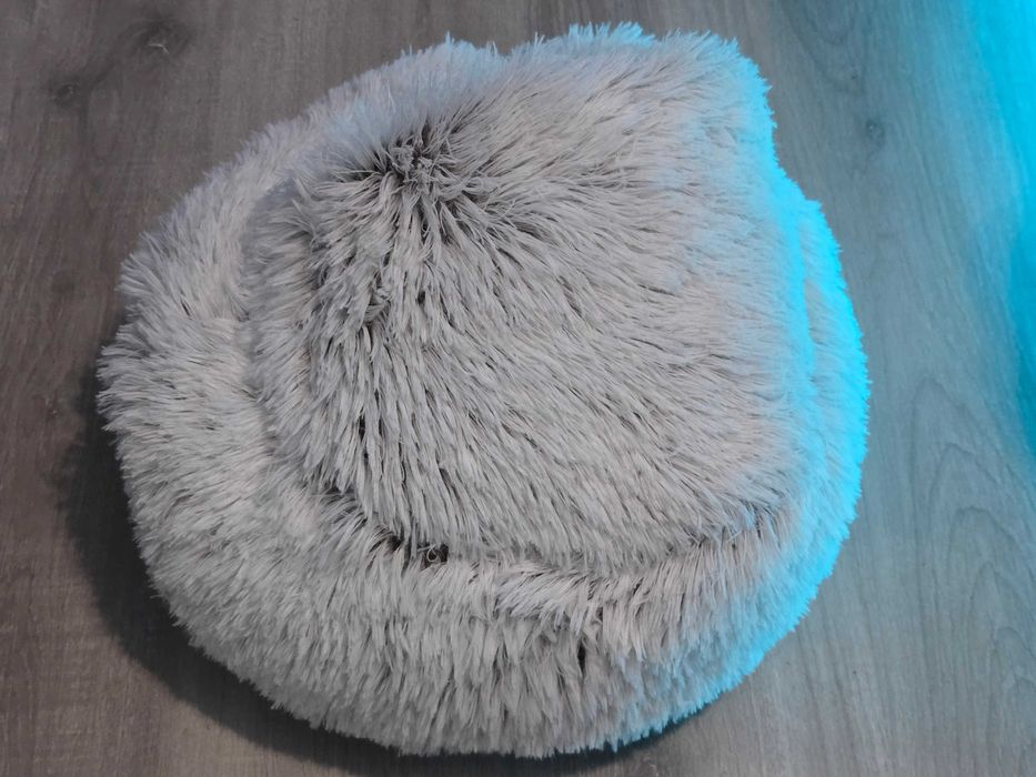 Cama redonda em peluche para animais de estimação, ideal para Gatos