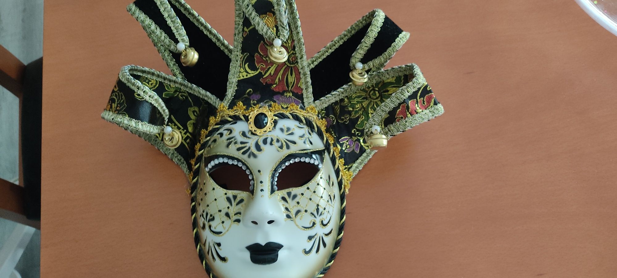 Máscara nova comprada em Itália