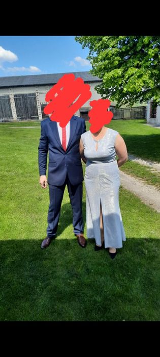 Długa sukienka z brokatem na wesele 42