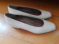 Sapatos brancos nº36 Sapataria Lisbonense (como novos)