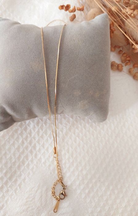 Colar de aço inoxidável de malha fina dourada