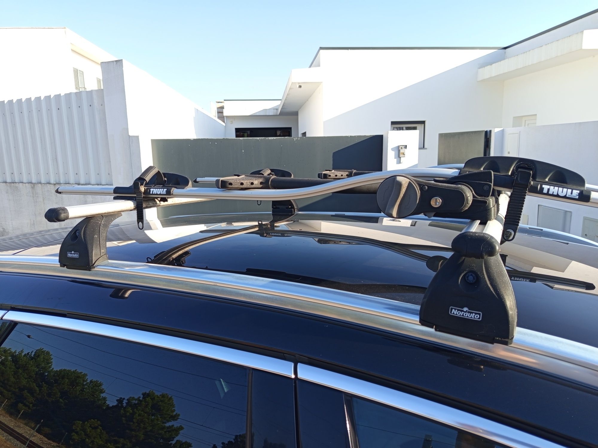 Suporte bicicleta THULE e barras tejadilho