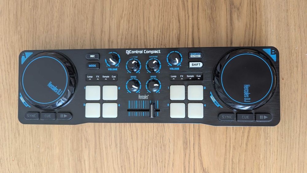 Hercules DJ Control Compact