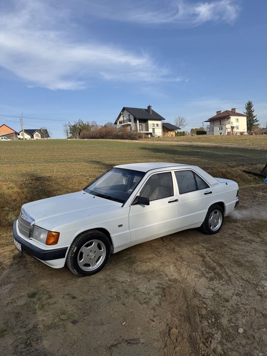 Mercedes 190e w201 AMG  bardzo ladny stan
