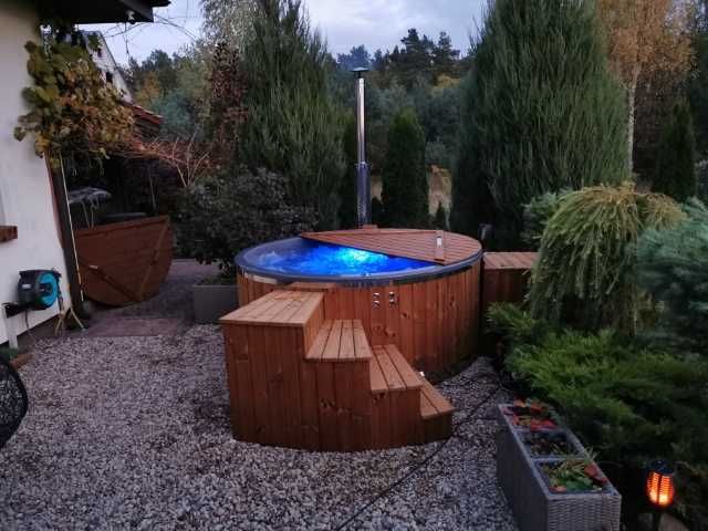 Gorąca Beczka Wellness Balia Ogrodowa Bania Ruska Jacuzzi Led