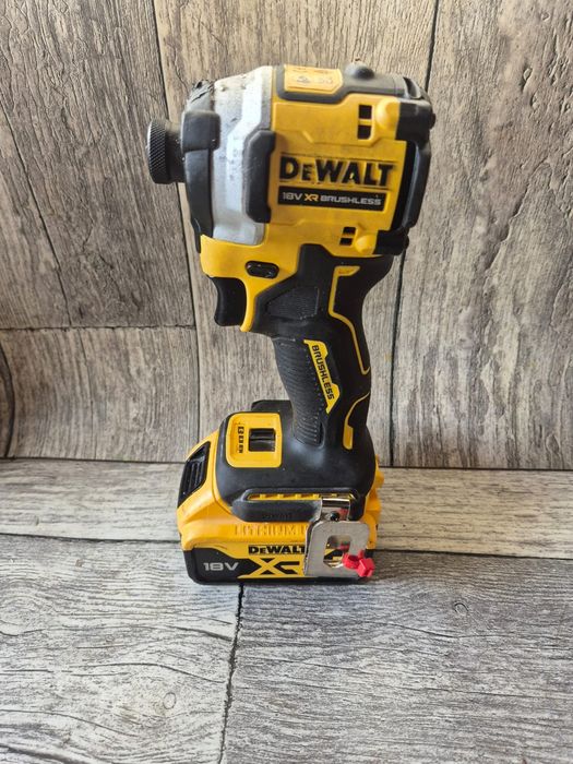 Dewalt DCF850 zakrętarka z baterią 5ah