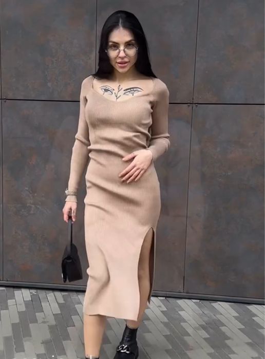 Сукня рубчик розріз розпірка платье разрез