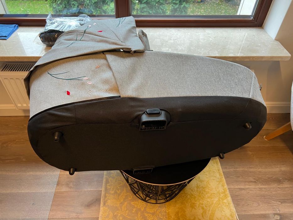 Gondola Cybex Priam Lux KOI 4.0
