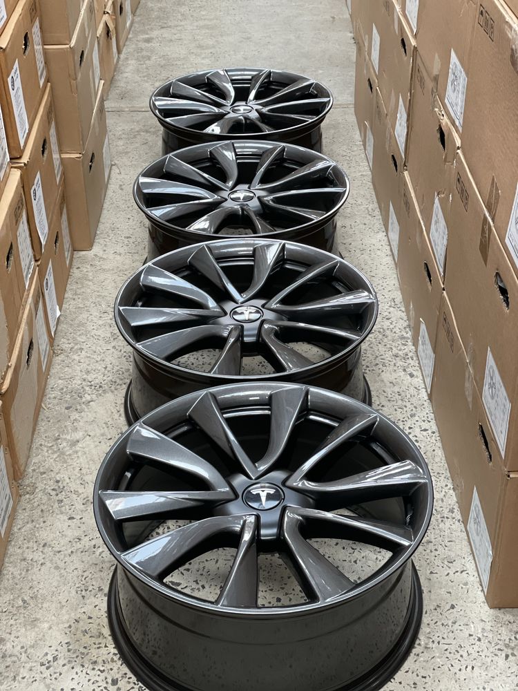 Диски Нові R20/5/114,3 TESLA Model 3 Model Y . В Наявності