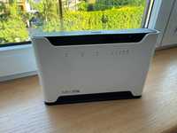 router Mikrotik Chateau LTE12 4G (RBD53G-5HACD2HND-TC&EG12) 2,4/5 GHz