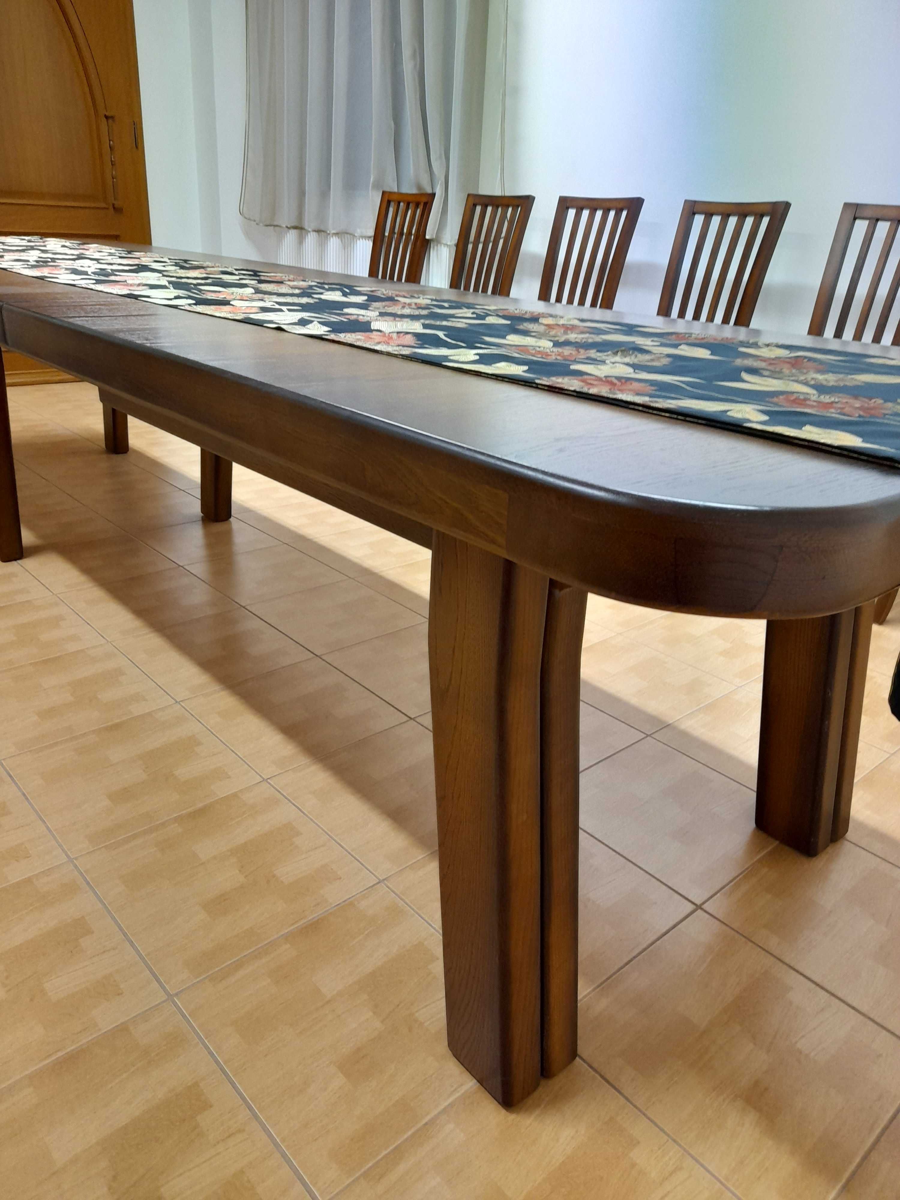 Stół dębowy + 12 krzeseł