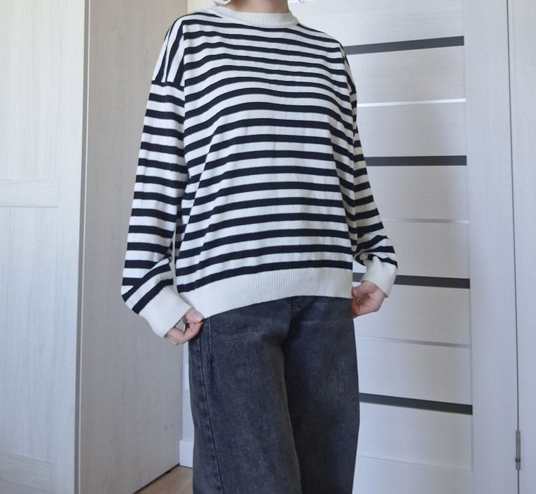 Смугаста тонка кофта
