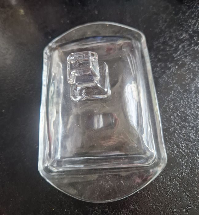 Masielniczka szklana.