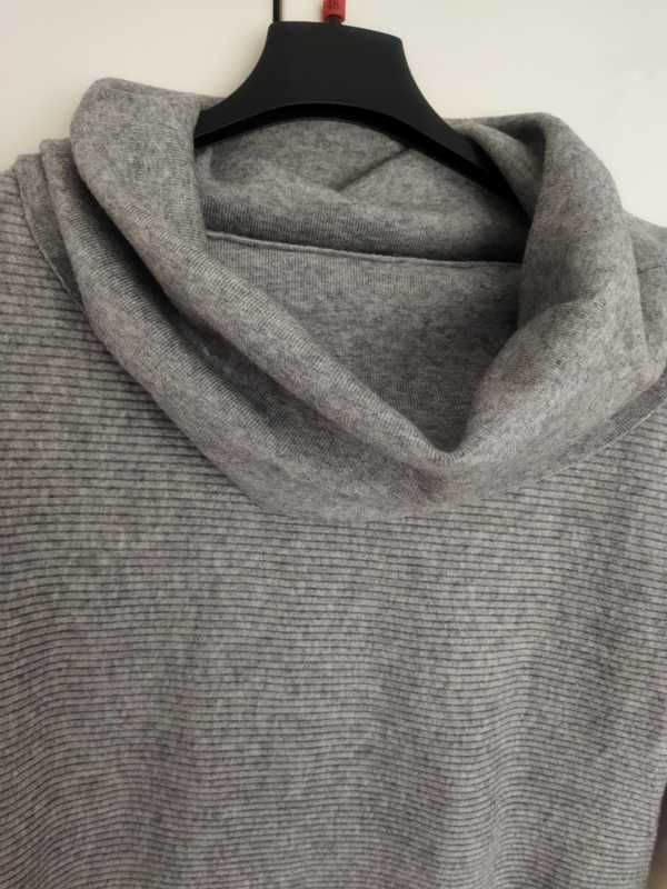Sweter z golfem damski Reserved. Szary popielaty. Rozmiar M.