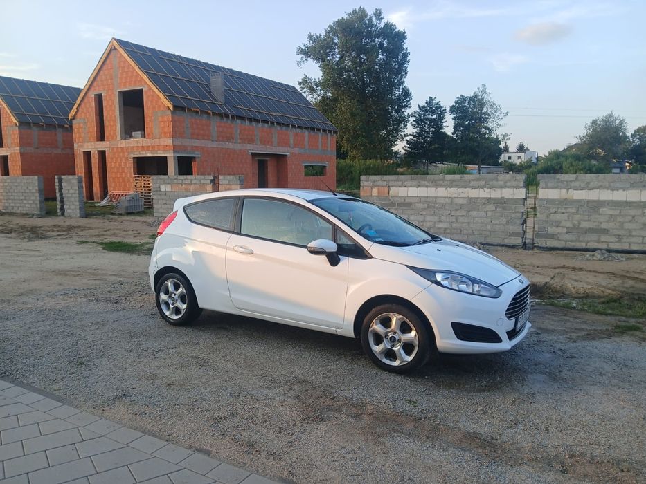Ford Fiesta 2014 mały przebieg