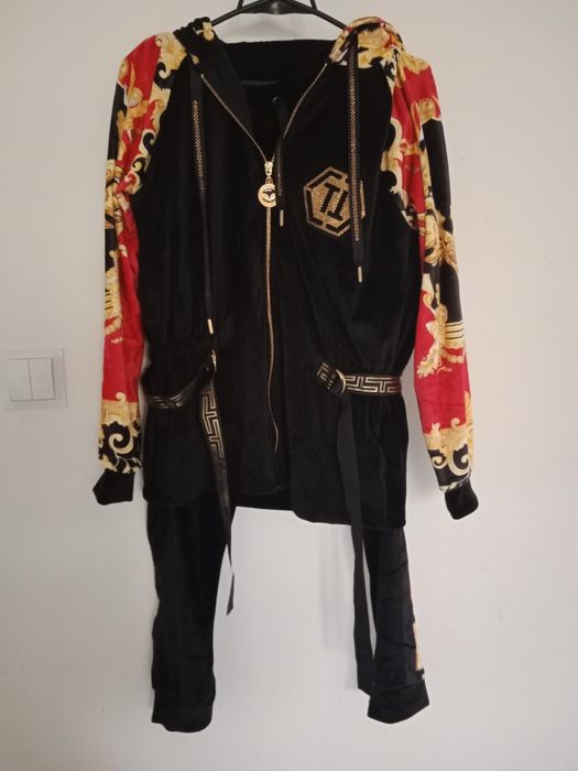 Sprzedam dres damski Tatu