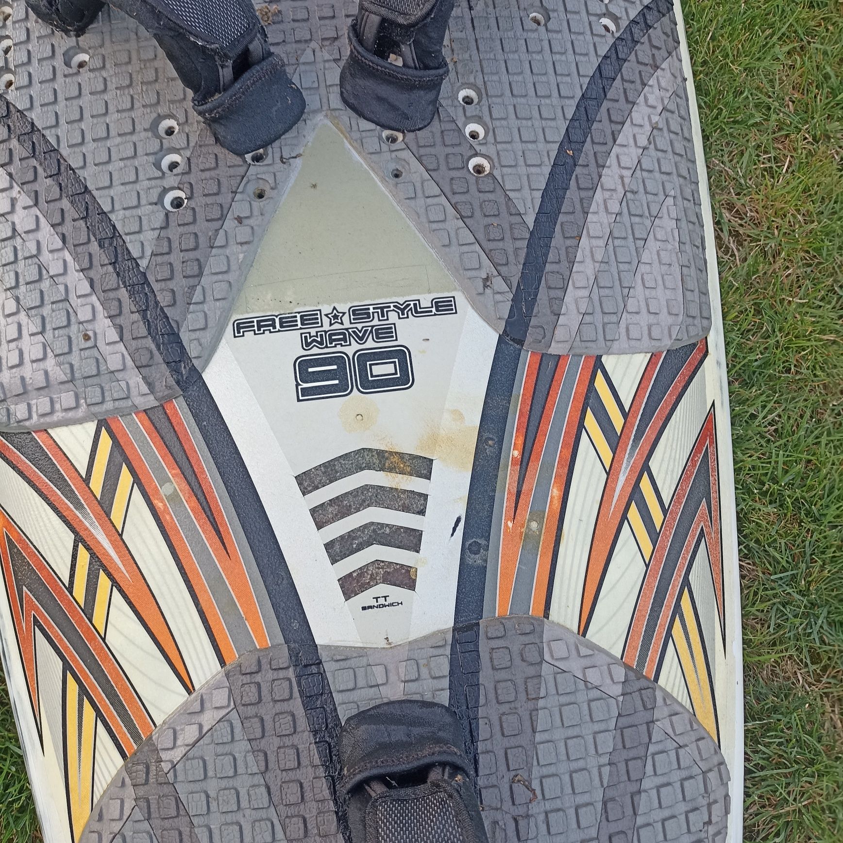 Deska windsurfing naish freestyle wave 90l