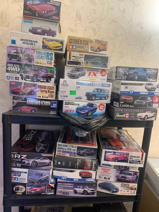 Сборные модели автомобилей 1/24