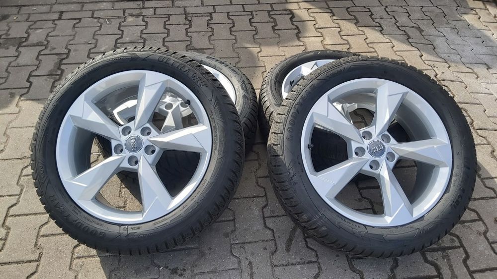 Koła zimowe Audi Q3 Q5  Oryginał 235/50R19  2020 rok jak nowe