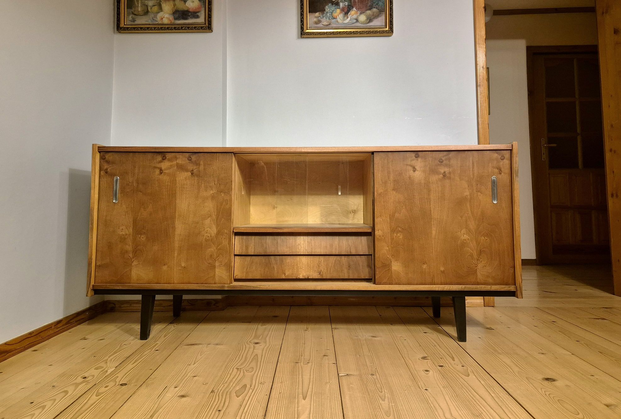 Komoda/sideboard Bytomskie Fabryki Mebli po renowacji! PRL VINTAGE