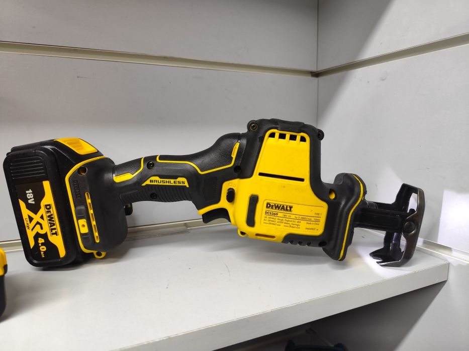 DeWal DCS 369 безщіткова шабельна пилка Деволт оригінал