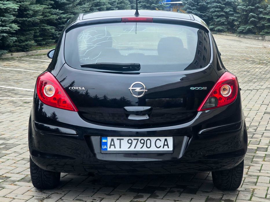 Opel Corsa 2012г.в. 1.3 дизель, механика