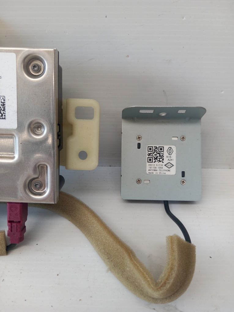 Módulo Bluetooth multimédia antena GPS Renault Clio 5