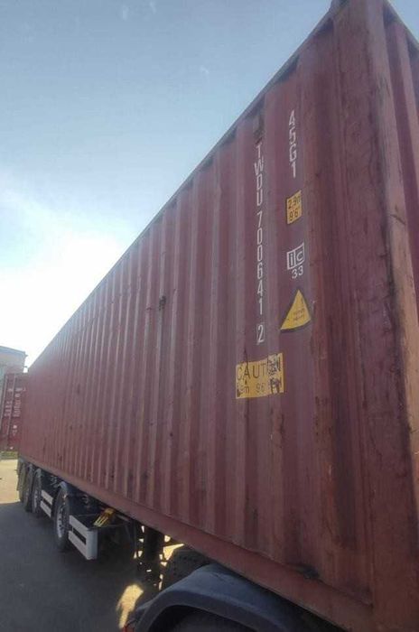 Kontener 40HC morski – sprzedaż, transport, rozładunek