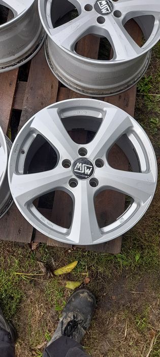 Felgi 17 5x112 8j et35