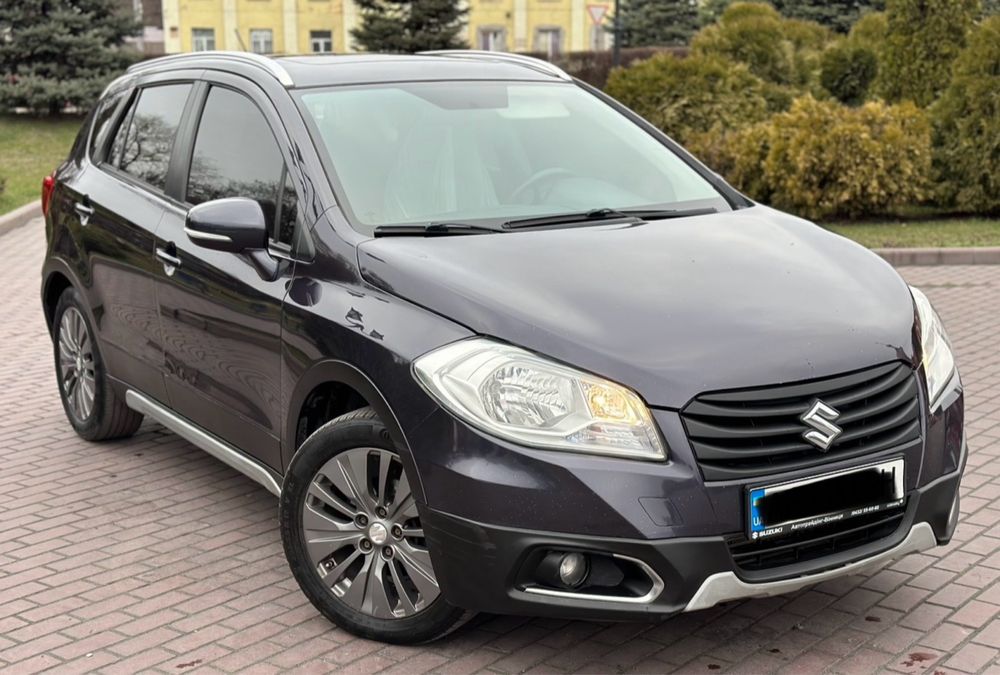 Продам Suzuki SX4 2014 1.6 дизель