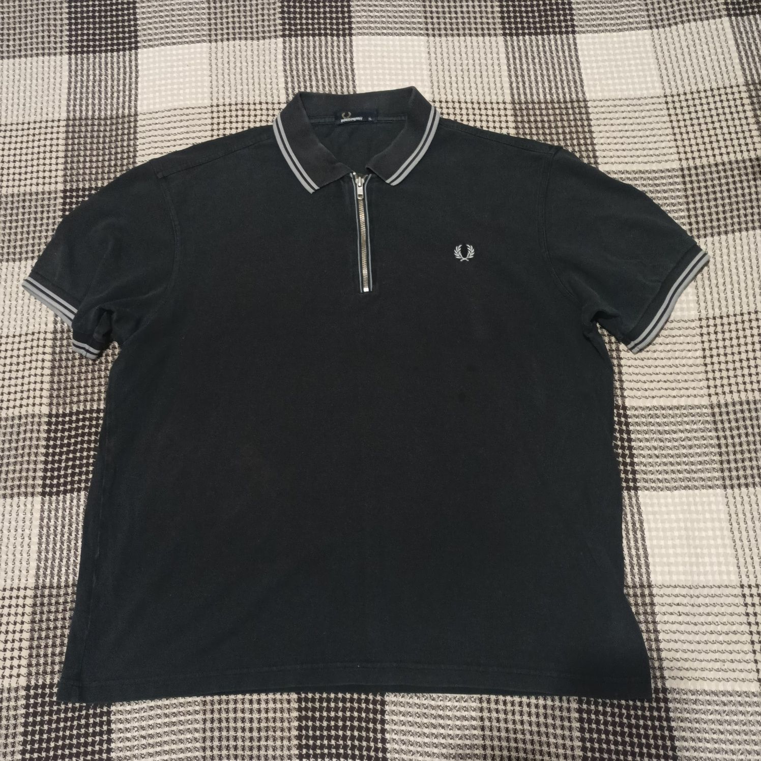 Поло  Fred Perry