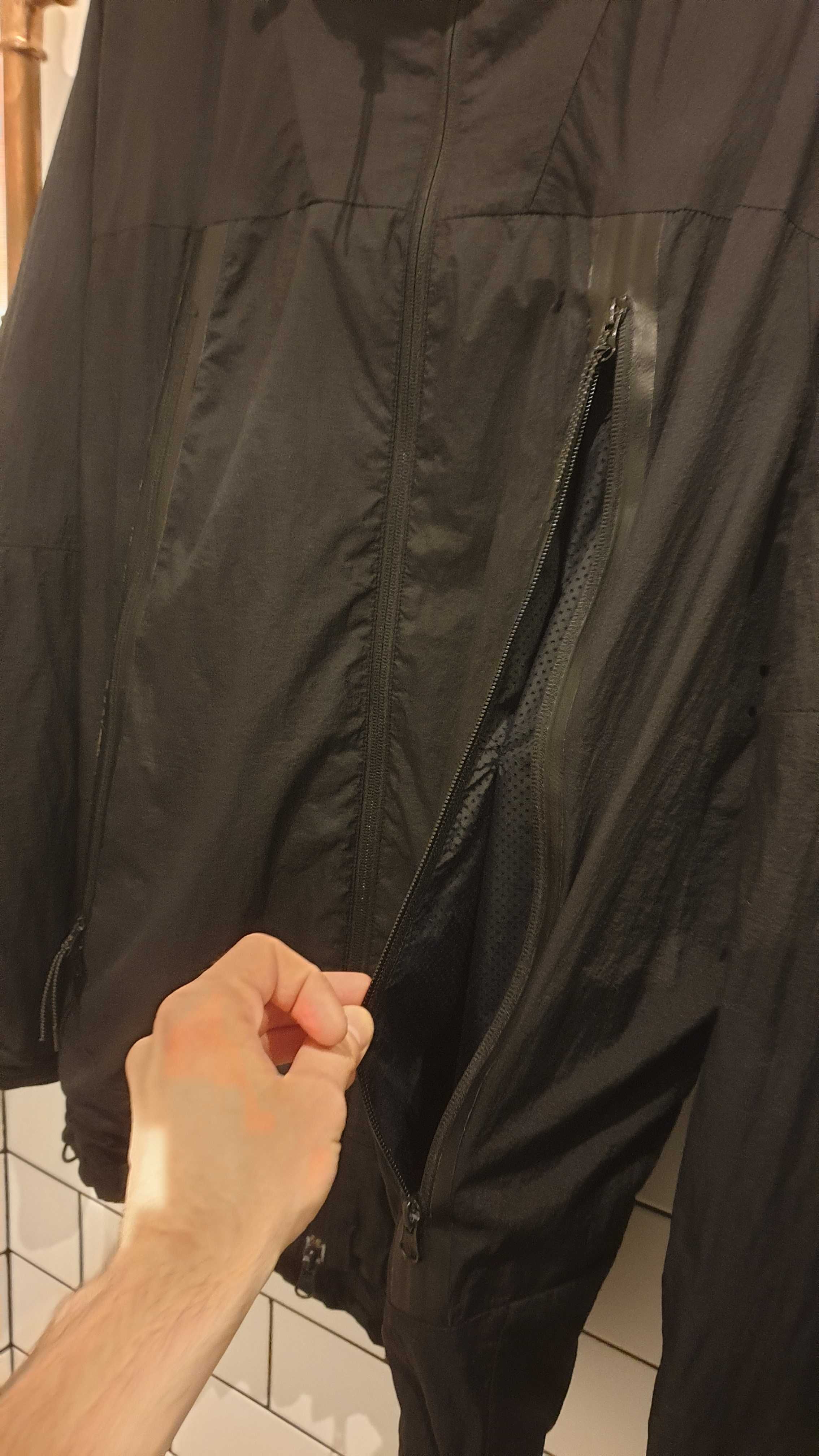 Kurtka nike tech fleece czarna aeroshield M