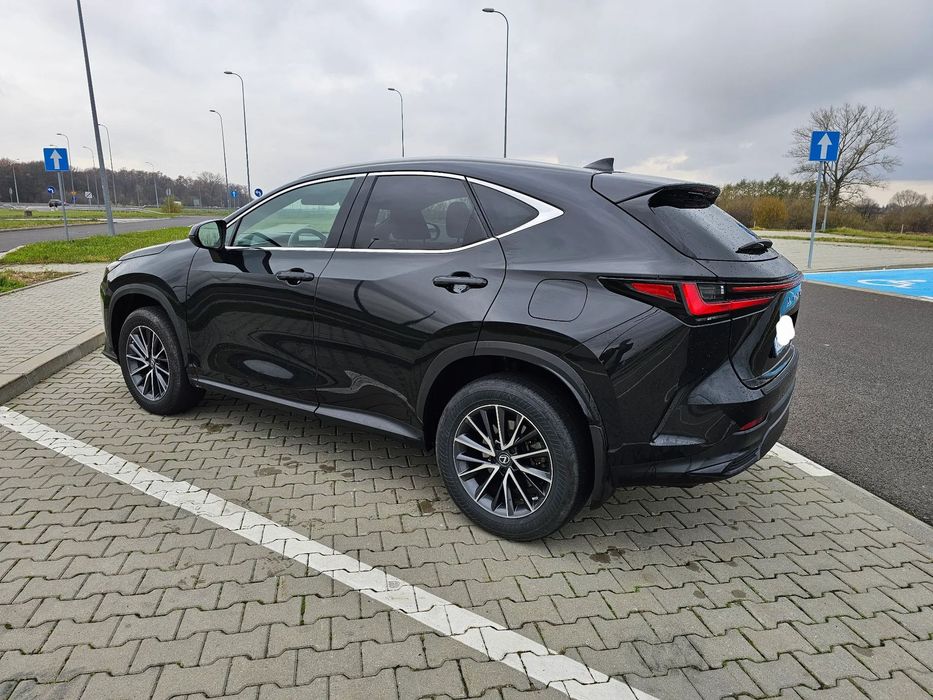 Lexus NX 350h, Hybrid, Prestige AWD, model 2023