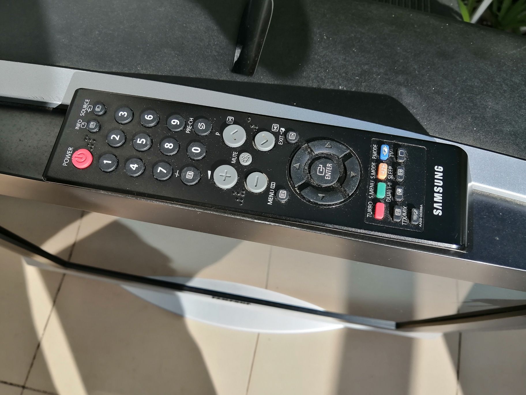 Televisão Samsung Slim Fit