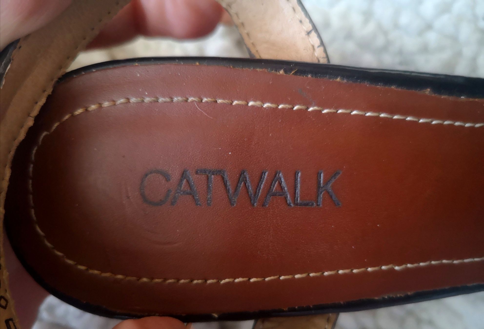 Catwalk roz 37 sandałki