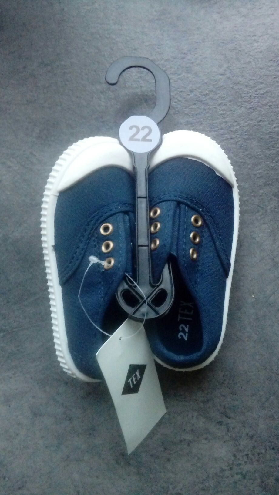 Buty dla chłopca roz. 22