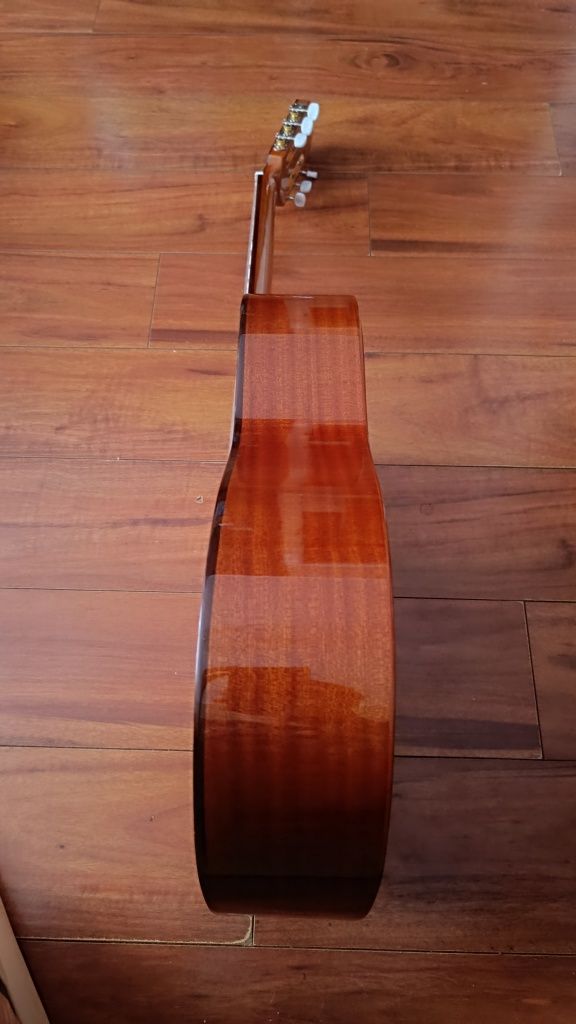 Gitara Admira Paloma
