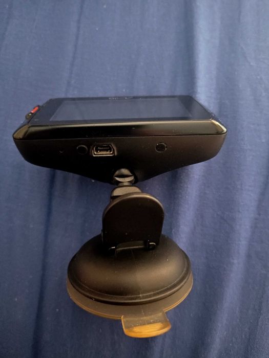 Wideorejestrator MIO Mivue 608
Dual SIM